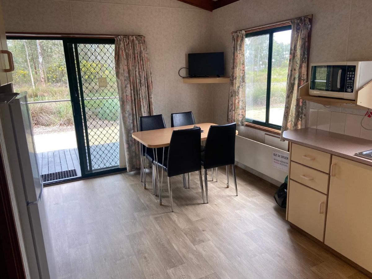 שפרטון Victoria Lake Holiday Park מראה חיצוני תמונה
