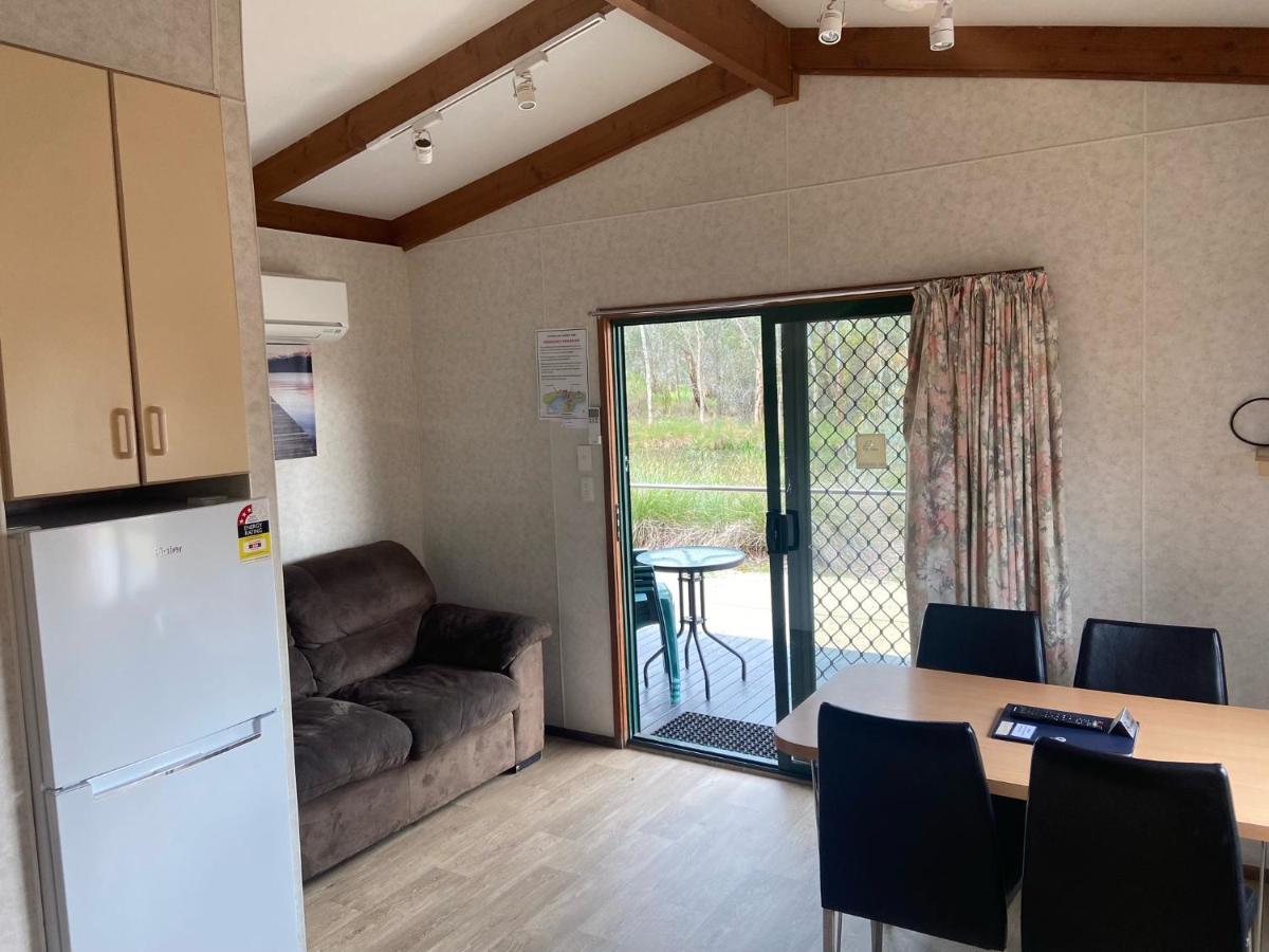 שפרטון Victoria Lake Holiday Park מראה חיצוני תמונה