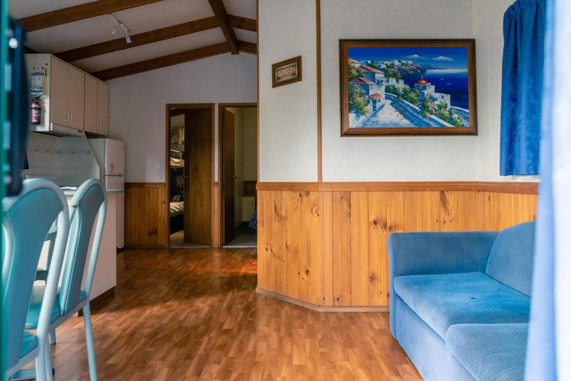 שפרטון Victoria Lake Holiday Park מראה חיצוני תמונה